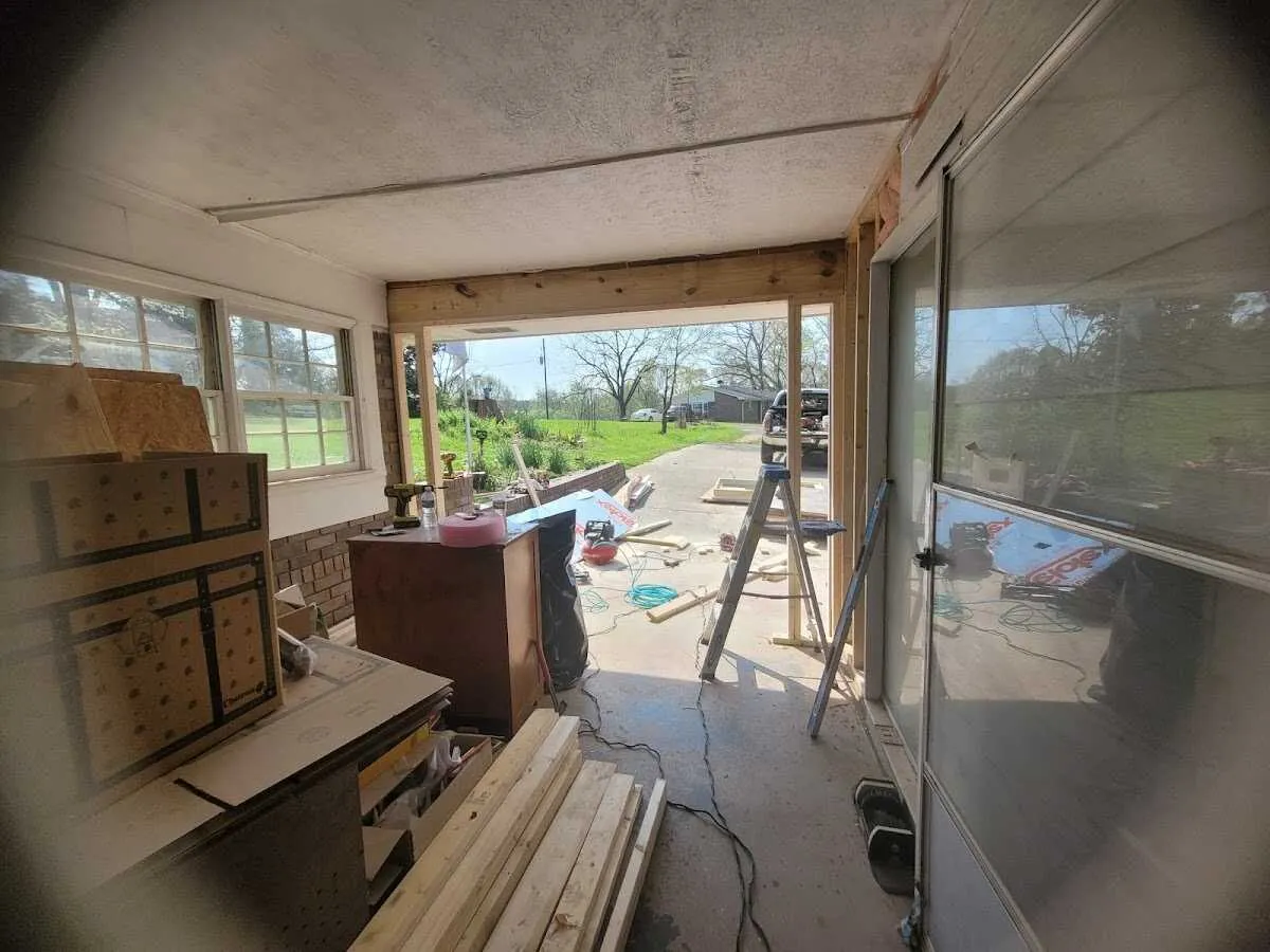 Air movers and dehumidifier for Drying & Dehumidification in Cicero